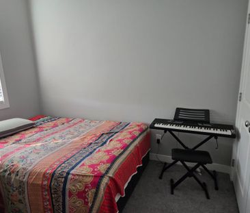 Two-storey 3-Bedroom townhome for rent in Brighton! - Photo 6
