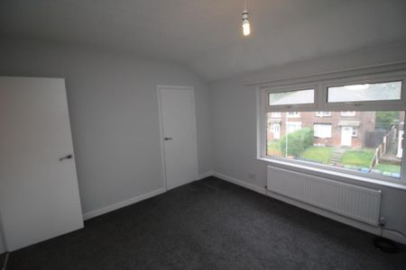 2 bedroom semi-detached house to rent - Photo 3