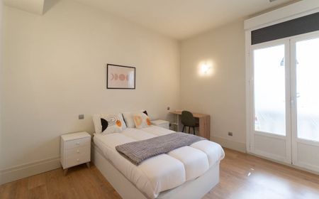 Calle de la Princesa, Madrid, Community of Madrid 28008 - Photo 5