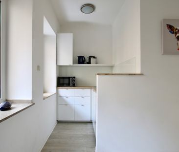 Nähe Aachener Weiher: modernes Apartment mit Balkon - Photo 1