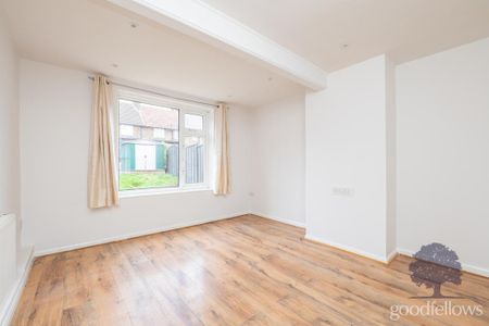 3 bedroom terraced house to rent - Photo 3