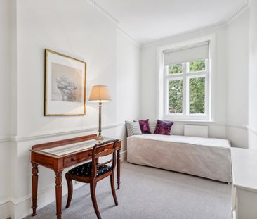 Lennox Gardens, London, SW1X - Photo 6