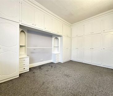 3 bedroom end of terrace house to rent - Photo 6