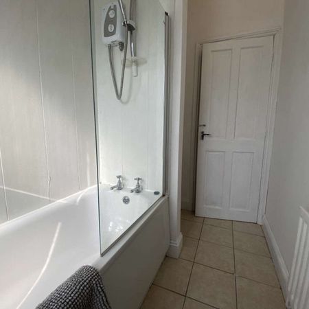 Tennyson Road Room 2 - Photo 4