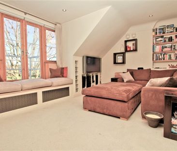 2 Bed Penthouse, Woodville Gardens, W5 - Photo 1