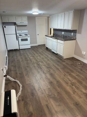 14 Coventry Crescent B - Photo 4