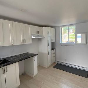 4.5 à louer à Château Richer - Photo 2