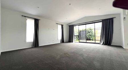 Stylish Living in Central Blenheim - Photo 5