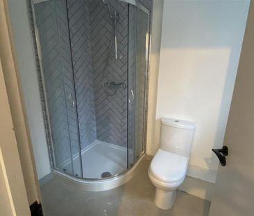 2 bedroom flat to rent - Photo 6