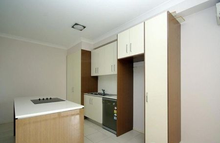 4/189 Cavendish Road, 4151, Coorparoo Qld - Photo 3