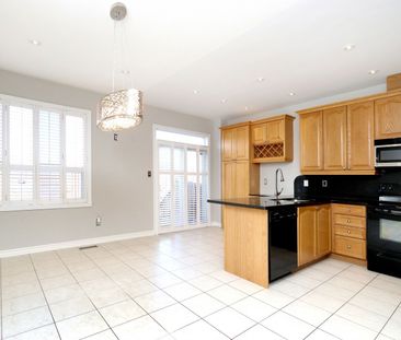 For Lease - 3656 Twinmaple Drive, Mississauga, Ontario - Photo 6