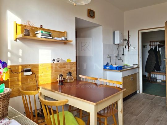 Pronájem bytu 3+1 70 m2 - Photo 1