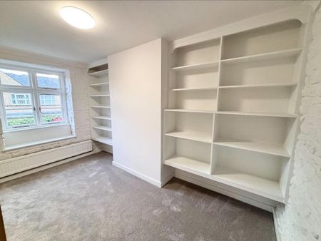 3 bedroom terraced house to rent - Photo 5