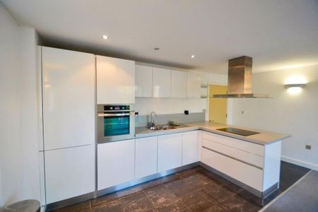 2 bedroom apartment to rent - Photo 3