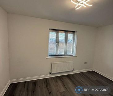 1 bedroom in a house share to rent - Photo 3