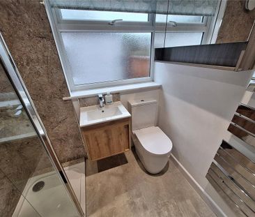 3 bedroom semi-detached house to rent - Photo 6