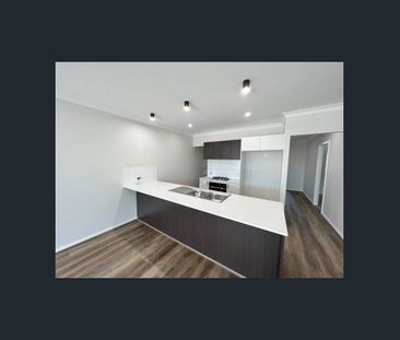 4 Bedroom Family Home - Photo 3