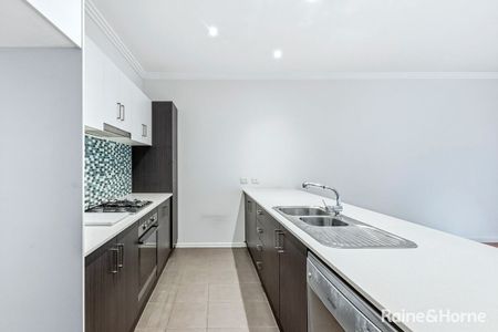 Fabulous Family Home! - Photo 3