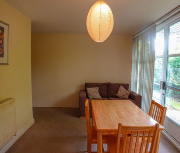 Room in a Shared Flat, Barrier Point Road, E16 - Photo 5