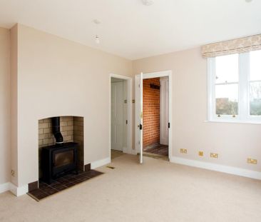 3 bedroom cottage to rent - Photo 1