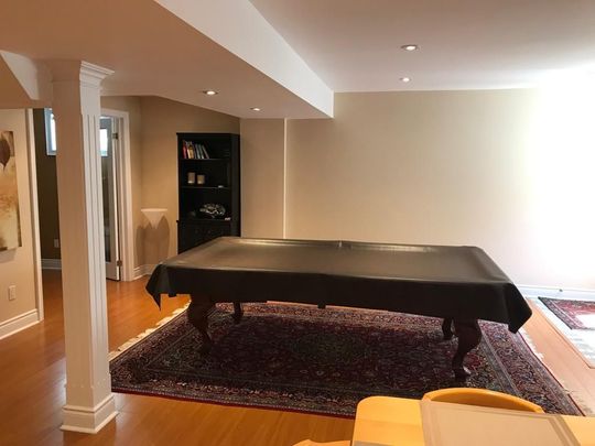 For Lease - 45 Farnham Drive, Richmond Hill, Ontario - Photo 1