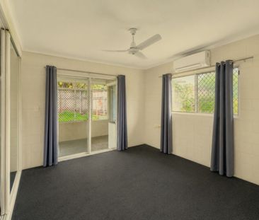 Neat & Comfortable 2 Bedroom Block Home - Photo 2