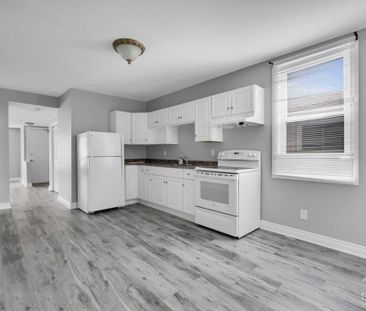 For Lease - 833 Maplewood Avenue, Britannia Heights - Queensway Ter... - Photo 6