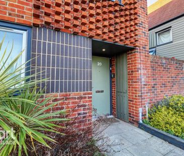 2 bedroom detached house to rent - Photo 2