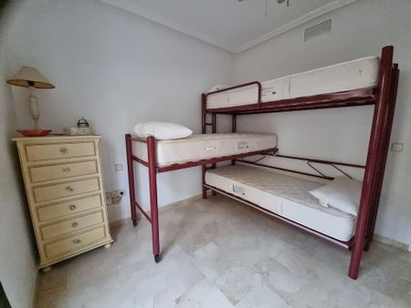 3 room luxury Apartment for rent in Benalmádena, Andalusia - Photo 3