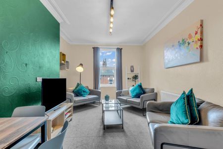 6 bedroom flat to rent - Photo 2