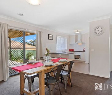 4B Everlasting Rise, Kangaroo Flat - Photo 2