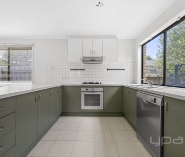 20 Shandeau Boardwalk, Melton West - Photo 2