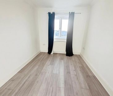 3 bedroom detached house to rent - Photo 5