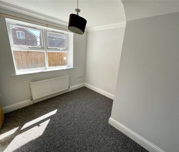 Wimborne Road, Bournemouth, Dorset, BH9 - Photo 2