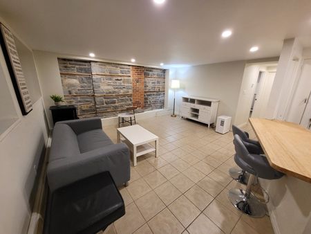 2-272 Johnson Street, Kingston, ON K7L 1Y4 - Photo 2