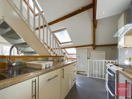 2 bedroom flat to rent - Photo 2