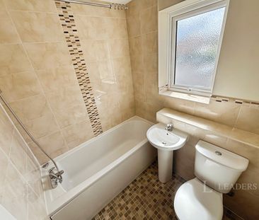 2 bedroom house to rent The Paddock, Boulton Moor, Derby, DE24 - Photo 3