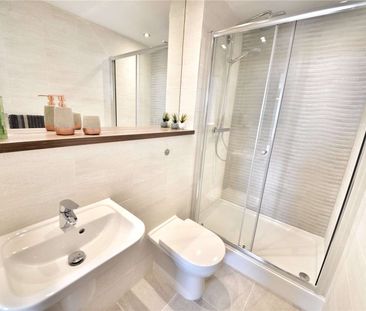 Fully Furnished Two Double Bedroom, Two Bathroom Apartment on the 6... - Photo 6