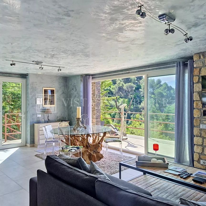 Location Appartement 4 pièces 100m² EZE 06360 - Photo 1