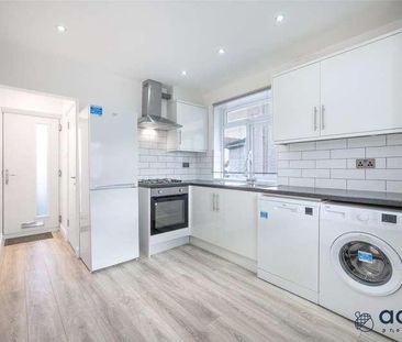Kingsbury Road, London, NW9 - Photo 3