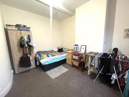 5 bedroom terraced house to rent - Photo 3