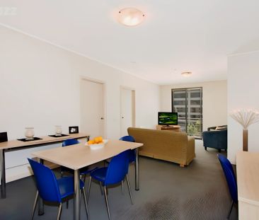 2 Bedroom Apartment - Photo 1