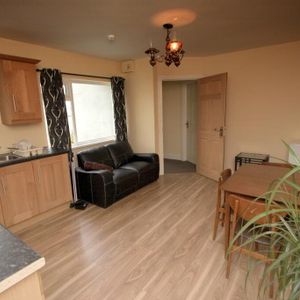 47e Greencastle Street, Kilkeel, BT34 4BH - Photo 3