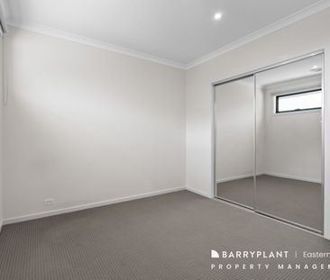 Privacy, Space & Modern Comfort - Photo 3