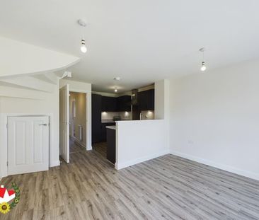 Williams Crescent, Yate, Bristol - Photo 1