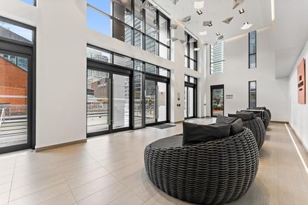 For Lease - 1 Yorkville Avenue Unit# 1404, Toronto, Ontario - Photo 5