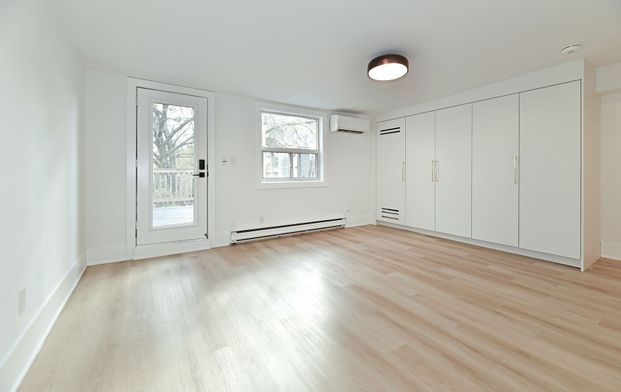 For Lease - 1105 Queen Street Unit# 3, Toronto, Ontario - Photo 1