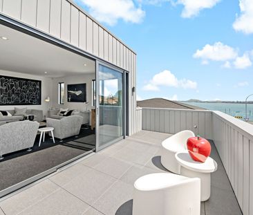 Costal Family Home With Top School Zone - Photo 3