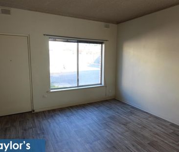 IDEAL FOR THOSE SEEKING A CLEAN, MODERN AND EASY-CARE LIFESTYLE IN ... - Photo 3