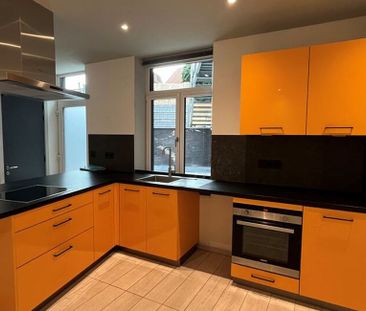 Appartement te huur in Tournai voor € 615 met 1 slaapkamer - Photo 1